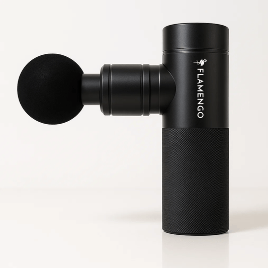 Powerful recovery in compact format - Flamengo® mini massage gun